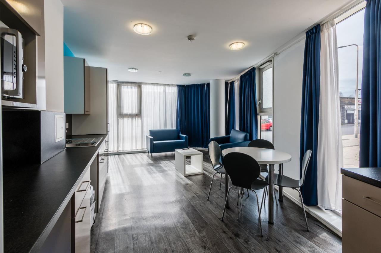 Destiny Student - Holyrood Apartment Единбург Екстериор снимка